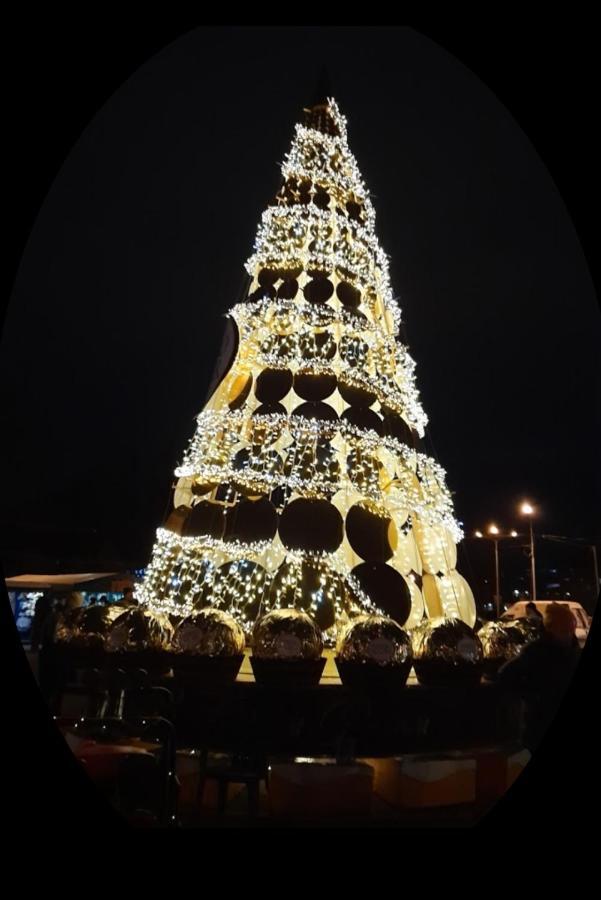 оперний театр у самому центрі *
